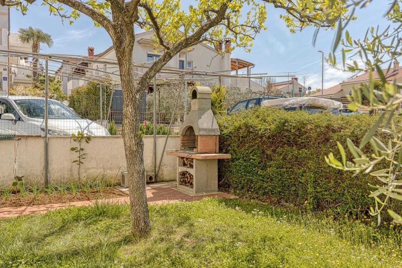 Apartments Kiki Spada Poreč Extérieur photo