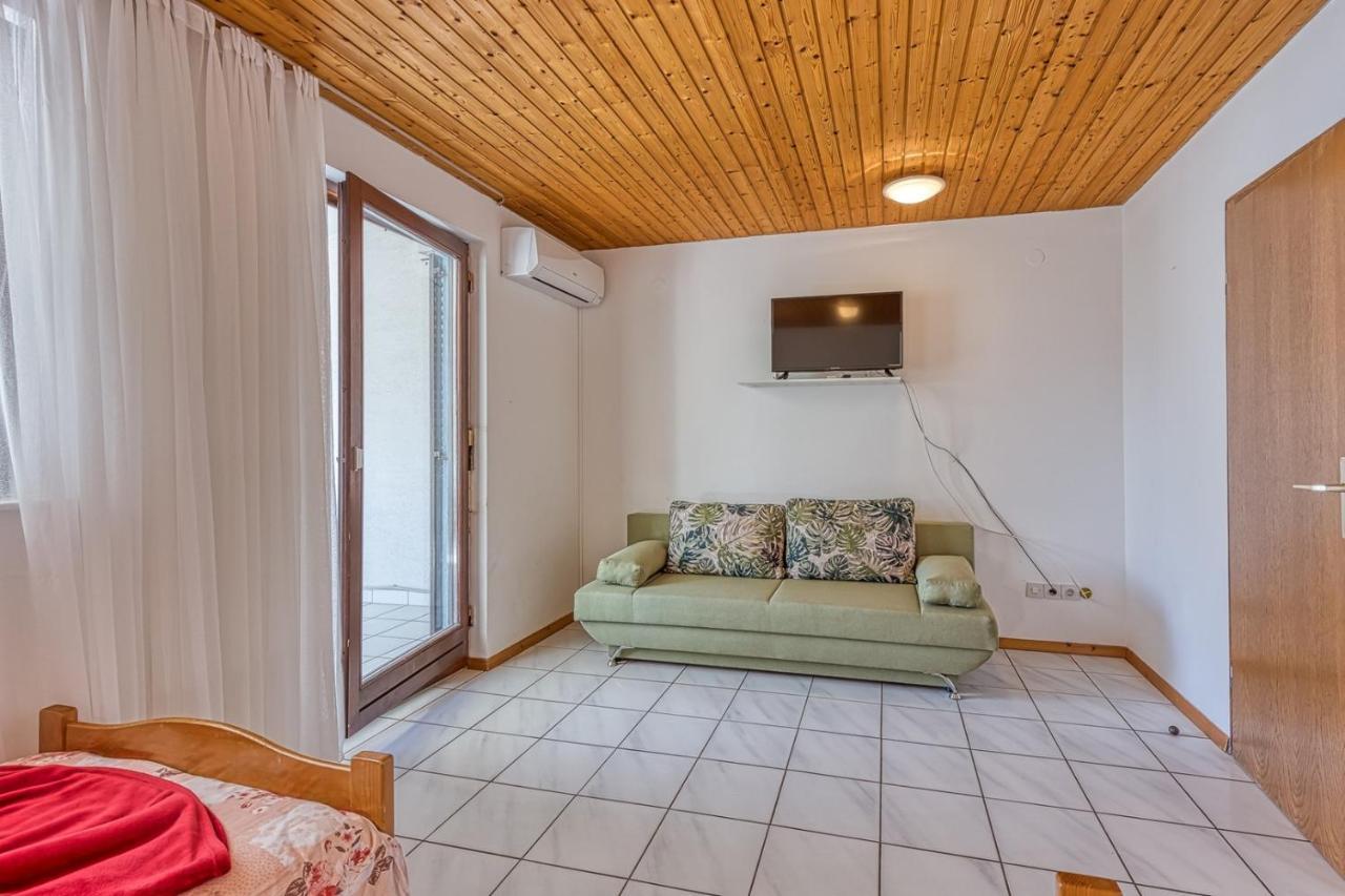 Apartments Kiki Spada Poreč Extérieur photo